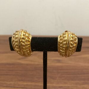 Paolo Gucci Signed Vintage Half Hoop Clip on Gold Plated Earrings.